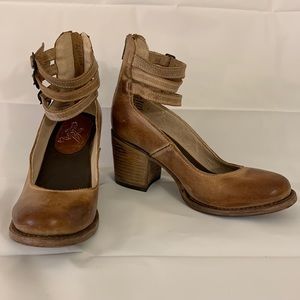 Freebird by Steven Randi Heels Size 7 Tan